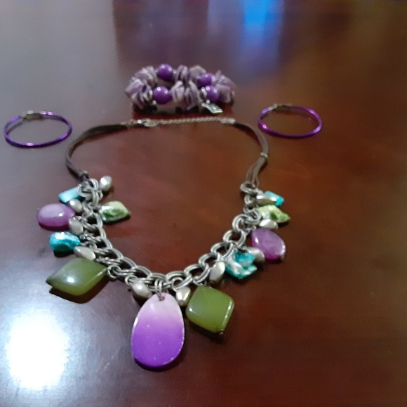 Purple jewerly - Picture 5 of 5